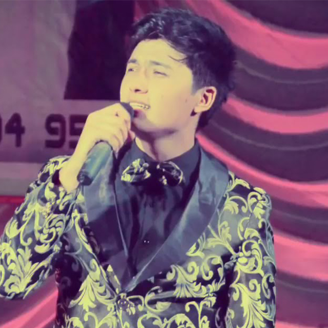 Sakosh - Omuzumda ağlayan bir sen